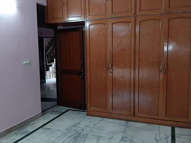 Resale | 5 BHK + 166 Sq.Yd. Independent House in Sector 30