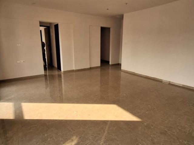 Resale | 5 BHK 1768 Sq.Ft. Apartment in Laxmina Krishna Niwas