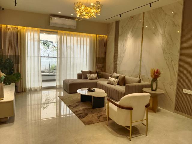 Resale | 5 BHK 1865 Sq.Ft. Apartment in Triaa Rezo