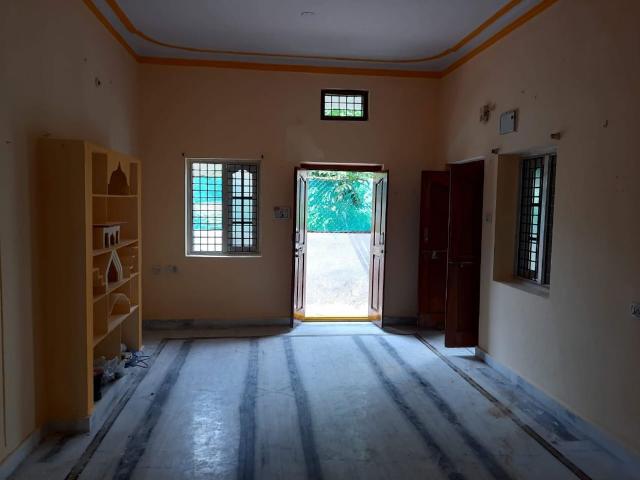 Resale | 5 BHK + 180 Sq.Yd. Independent House in Vajra Sree Nirmala Enclave