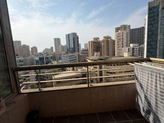 Resale | 5 BHK + 2000 Sq.Ft. Apartment in Oberoi Springs