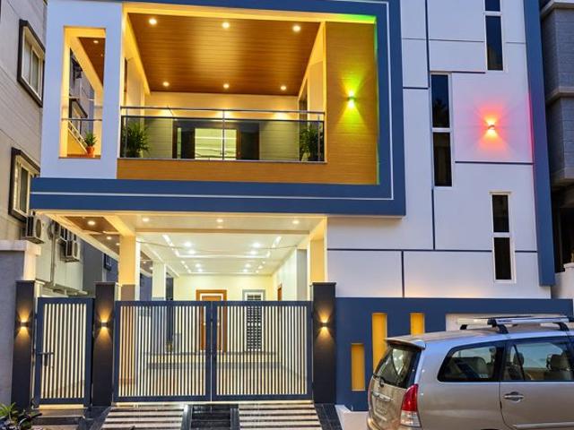 Resale | 5 BHK + 200 Sq.Yd. Independent House in Uppal