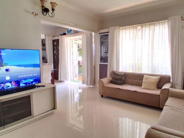Resale | 5 BHK 2466 Sq.Ft. Apartment in Shri Venkatesh Nisarg