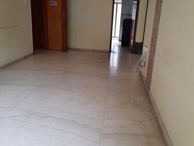 Resale | 5 BHK + 2400 Sq.Ft. Apartment in Cuffe Parade