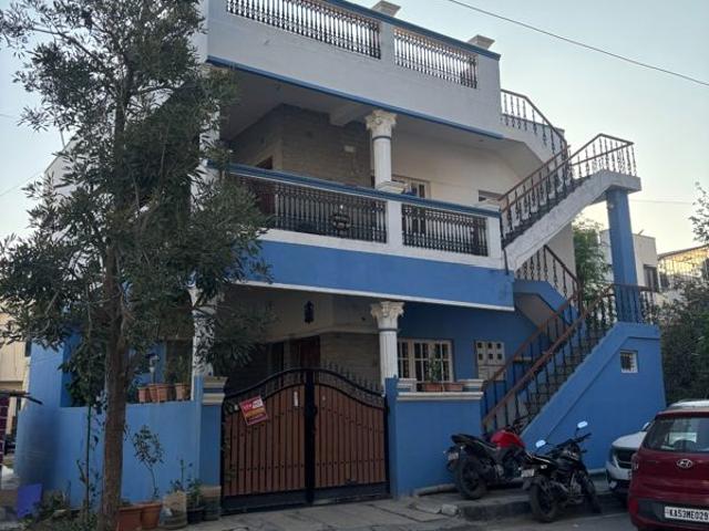 Resale | 5 BHK 2500 Sq.Ft. Independent House in Horamavu