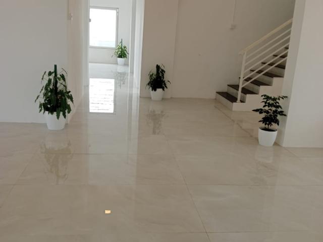 Resale | 5 BHK 2500 Sq.Ft. Penthouse in Chembur
