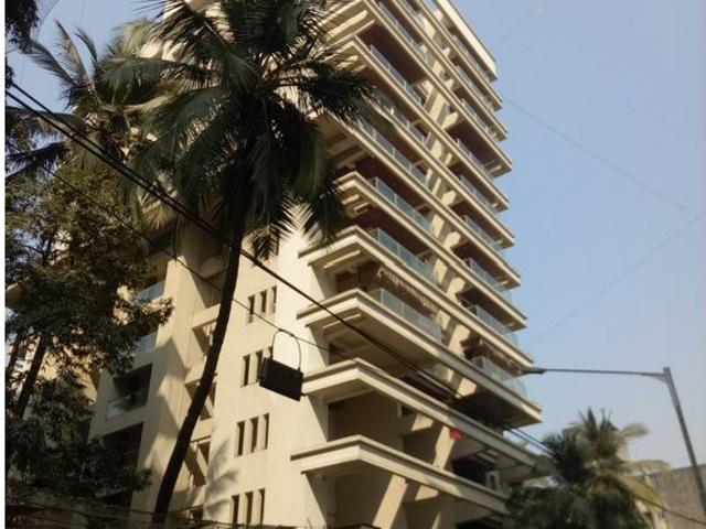 Resale | 5 BHK + 2841 Sq.Ft. Apartment in AP Mahir