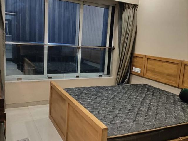 Resale | 5 BHK 2800 Sq.Ft. Apartment in Sheesh Mahal Apartment