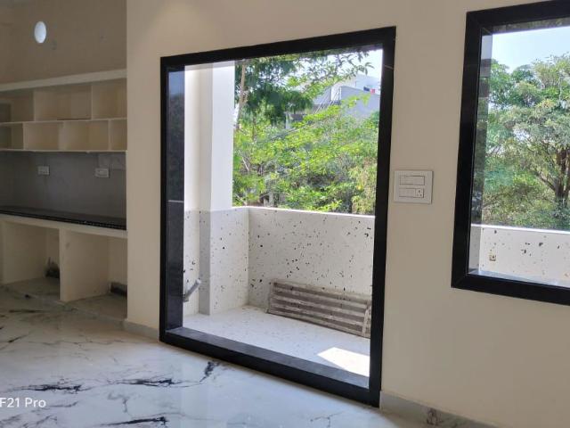 Resale | 5 BHK 300 Sq.Yd. Independent House in BM Residency Kondapur