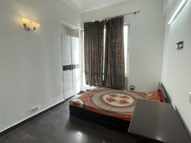 Resale | 5 BHK 3231 Sq.Ft. Penthouse in DLF Regency Park II
