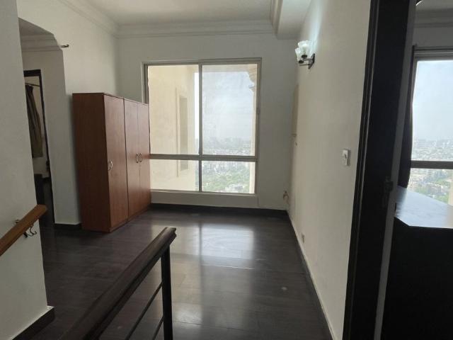 Resale | 5 BHK 3235 Sq.Ft. Penthouse in DLF Regency Park II