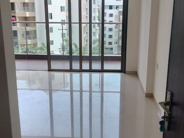Resale | 5 BHK + 3500 Sq.Ft. Apartment in Kolte Patil Stargaze