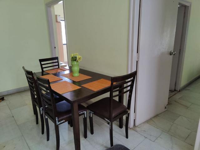 Resale | 5 BHK 3500 Sq.Ft. Apartment in Nyati Exotica