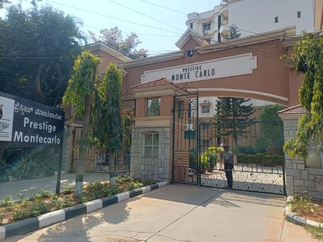 Resale | 5 BHK + 3530 Sq.Ft. Apartment in Prestige Monte Carlo