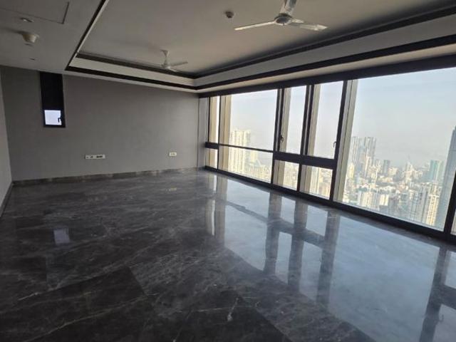 Resale | 5 BHK 3640 Sq.Ft. Apartment in HM Central Park