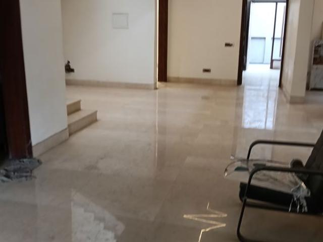 Resale | 5 BHK + 4500 Sq.Ft. Villa in Anupam Garden