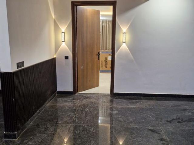 Resale | 5 BHK 5480 Sq.Ft. Villa in Sector 81