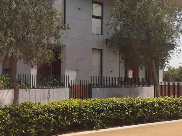 Resale | 5 BHK + 5500 Sq.Ft. Villa in Embassy Springs Plots