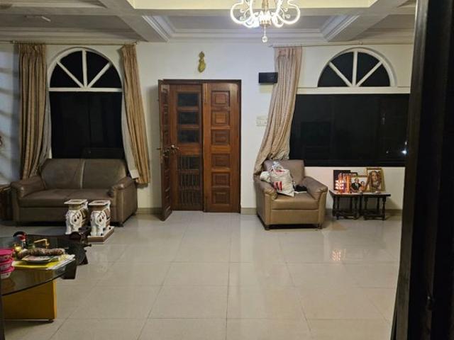 Resale | 5 BHK 5850 Sq.Ft. Villa in Chembur