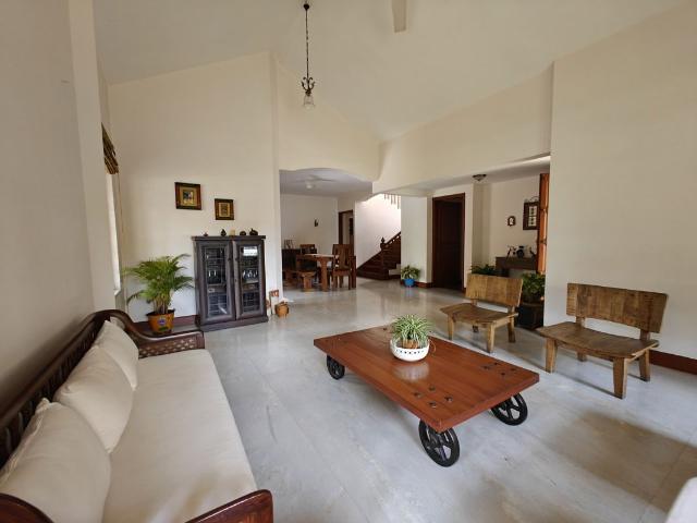Resale | 5 BHK + 7000 Sq.Ft. Independent House in Prathamesh Park