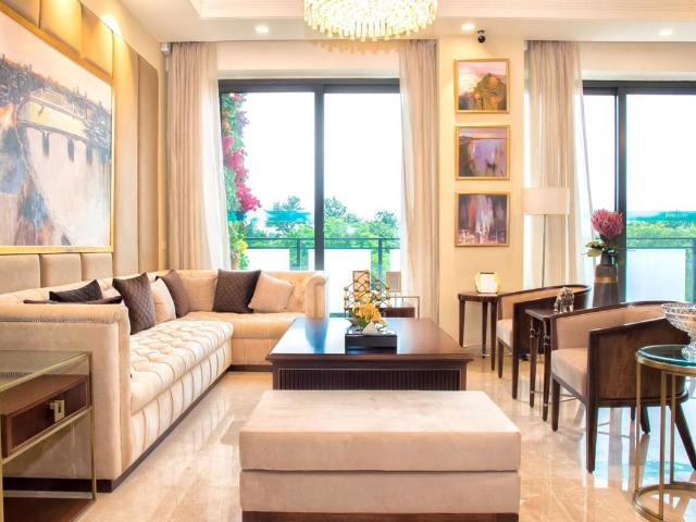 Resale | 5 BHK 9300 Sq.Ft. Penthouse in Risland Sky Mansion