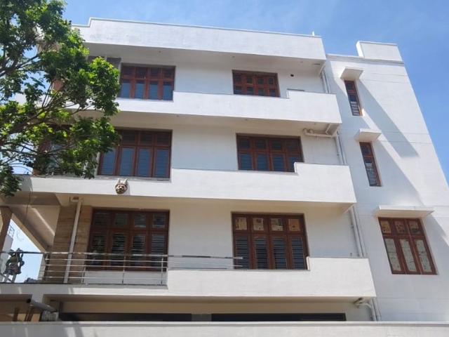 Resale | 5 BHK 9500 Sq.Ft. Independent House in Kogilu
