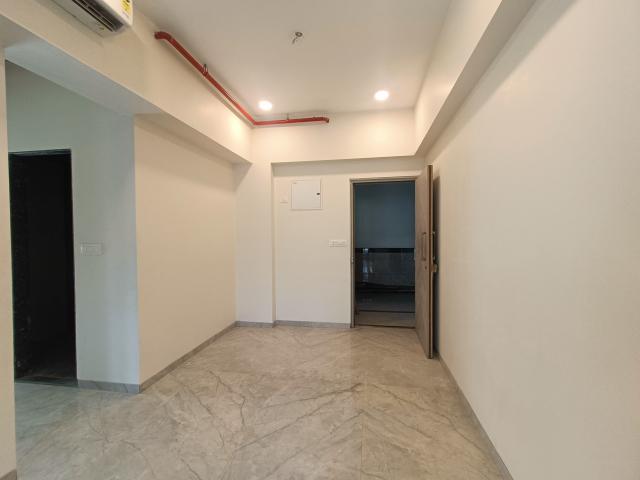 Resale | 5 BHK + Extra Room 1500 Sq.Ft. Apartment in New Construction