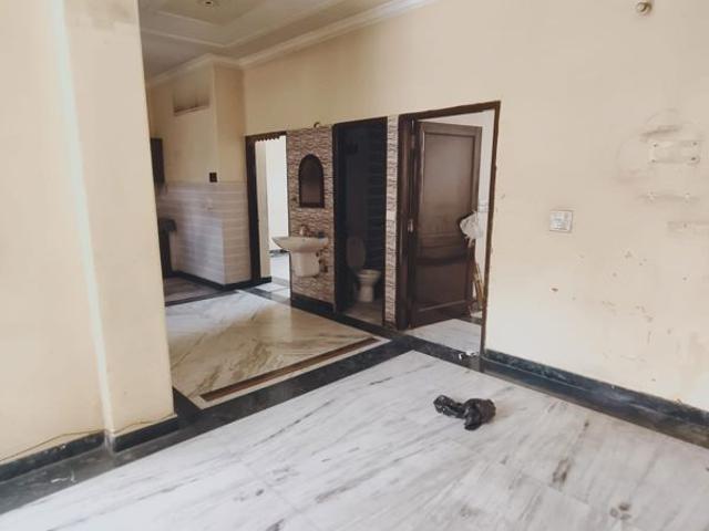 Resale | 5 BHK + Extra Room 173 Sq.Yd. Independent House in New Palam Vihar