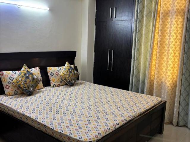 Resale | 5 BHK + Extra Room,Store Room 112 Sq.Mt. Independent House in Sector 40