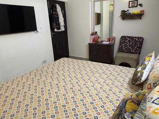 Resale | 5 BHK + Servant Room,Extra Room,Store Room 162 Sq.Mt. Independent House in Sector 46