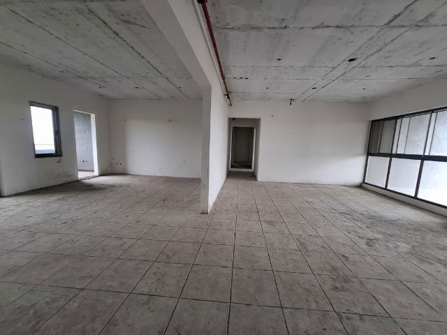 Resale | 5 BHK + Servant Room,Store Room 4300 Sq.Ft. Apartment in Eisha Synergy