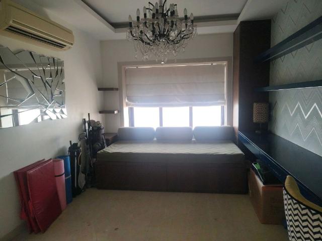 Resale | 5 BHK + Servant Room,Study Room 2230 Sq.Ft. Apartment in Lodha Worli
