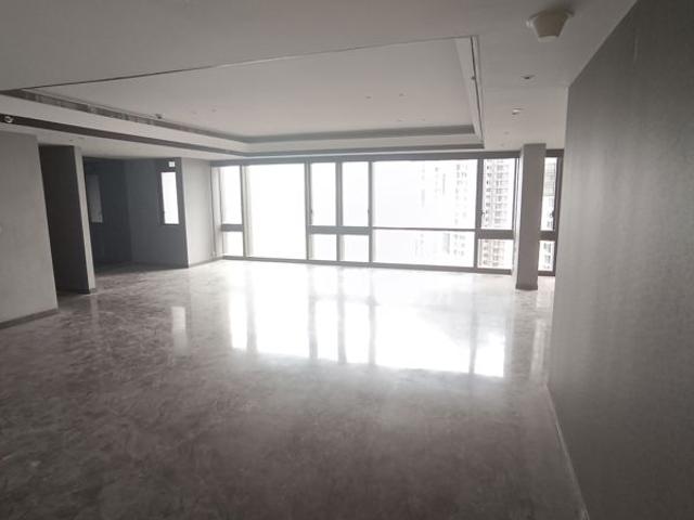 Resale | 5 BHK + Servant Room,Study Room 2389 Sq.Ft. Apartment in Lodha Trump Tower