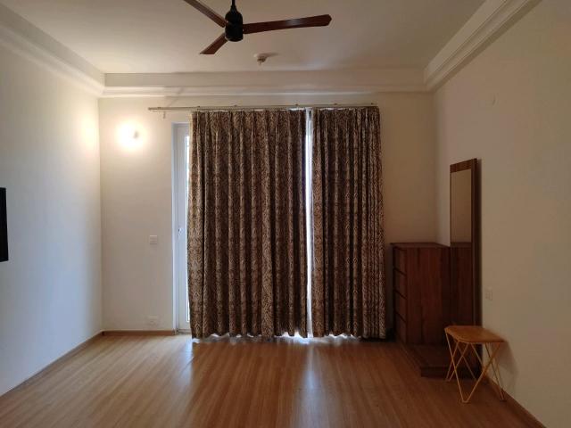 Resale | 5 BHK + Servant Room,Study Room 5816 Sq.Ft. Villa in Sobha International City Phase 1