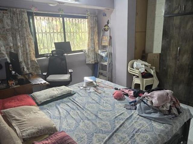 Resale | 5 BHK + Servant Room 2400 Sq.Ft. Apartment in BG NRI Seawoods
