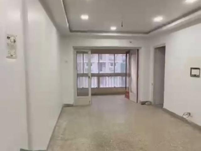 Resale | 5 BHK + Servant Room 2600 Sq.Ft. Apartment in Cuffe Parade