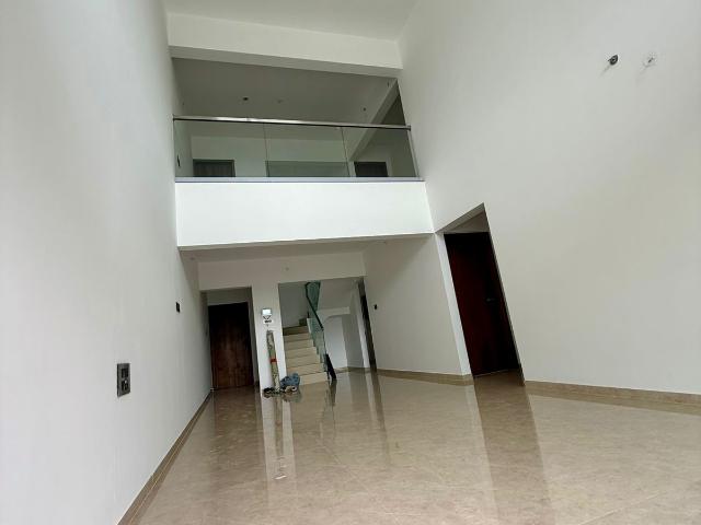 Resale | 5 BHK + Servant Room 2250 Sq.Ft. Apartment in Pride Atlantic