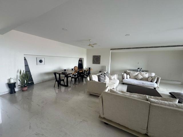 Resale | 5 BHK + Servant Room 3400 Sq.Ft. Apartment in Panchshil Towers