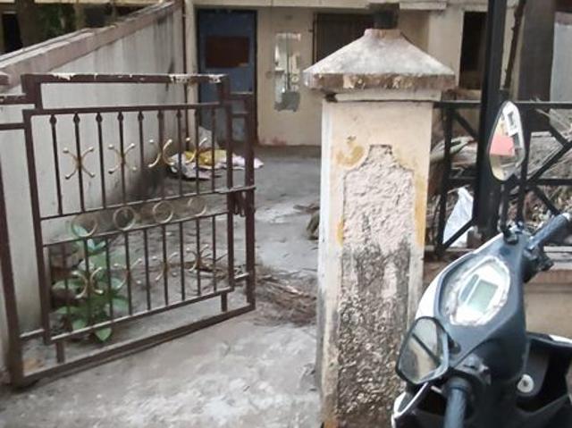 Resale | 5 BHK + Servant Room 3500 Sq.Ft. Independent House in Salasar Cosmos CHS