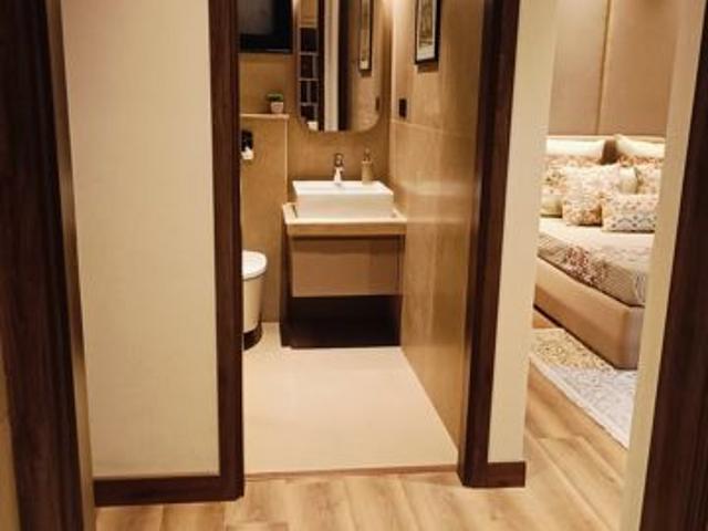 Resale | 5 BHK + Servant Room 3754 Sq.Ft. Apartment in Godrej Woods