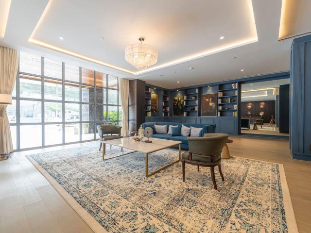 Resale | 5 BHK + Servant Room 3258 Sq.Ft. Apartment in Acropolis Purple Voyage To The Stars