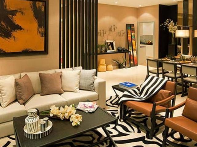 Resale | 5 BHK + Servant Room 4556 Sq.Ft. Apartment in DLF The Crest Phase II