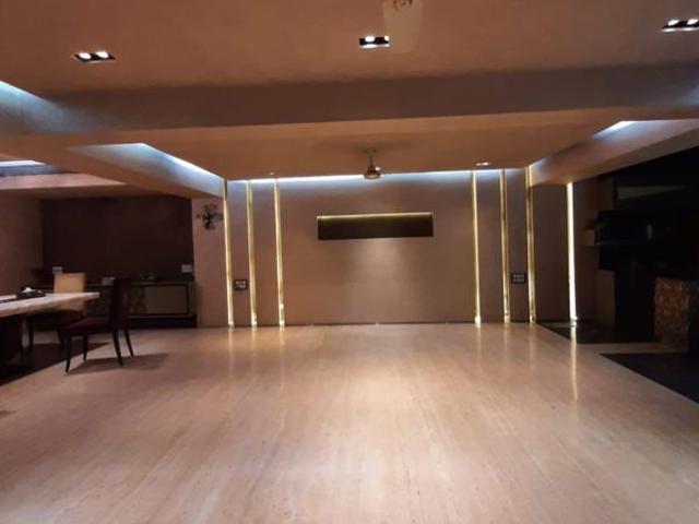 Resale | 5 BHK + Servant Room 5000 Sq.Ft. Villa in Magnum Tower CHS