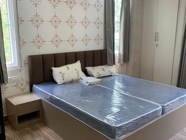 Resale | 5 BHK + Servant Room 500 Sq.Ft. Villa in Emaar Marbella