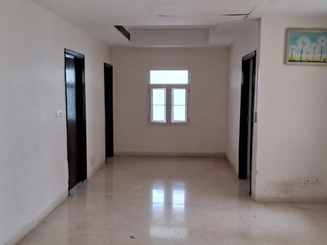 Resale | 5 BHK + Servant Room 6000 Sq.Ft. Villa in Sector 106