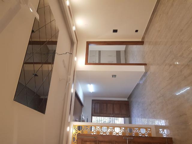 Resale | 5 BHK + Servant Room 600 Sq.Yd. Independent House in Sector 84
