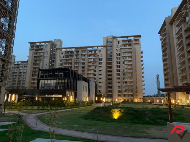 Resale | 5 BHK + Servant Room 7500 Sq.Ft. Penthouse in Indiabulls Enigma