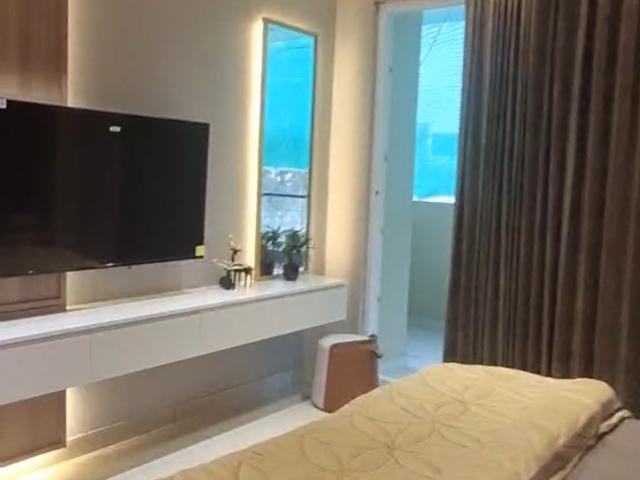 Resale | 5 BHK + Study Room 2700 Sq.Ft. Apartment in Kharar Road
