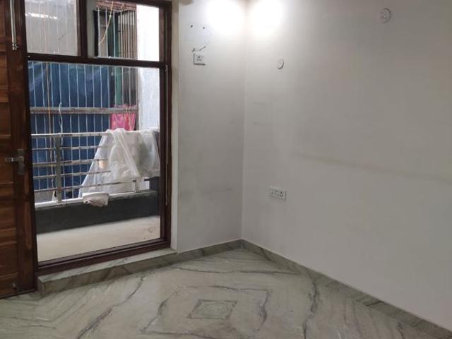 Resale | 5 BHK + Study Room 3350 Sq.Ft. Villa in DLF City Phase III