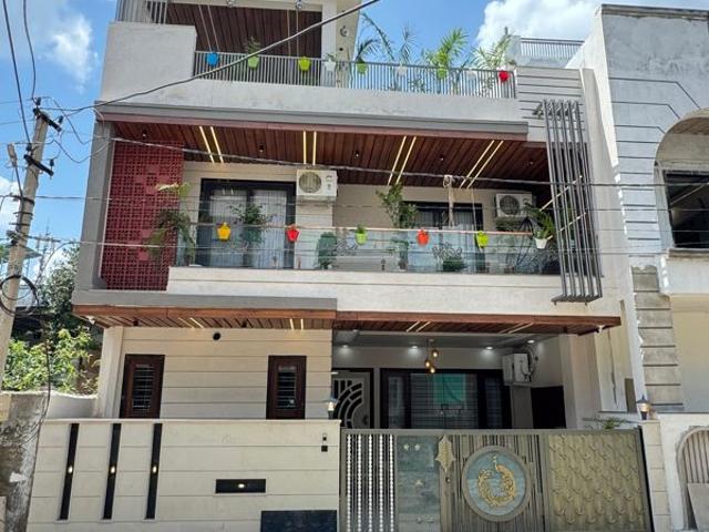 Resale | 5 BHK + Pooja Room 4800 Sq.Ft. Villa in Vaishali Nagar